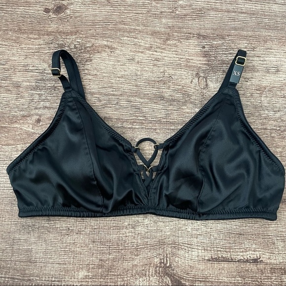 PINK Victoria's Secret Other - NWT Victoria's Secret Black Bralette Size XS